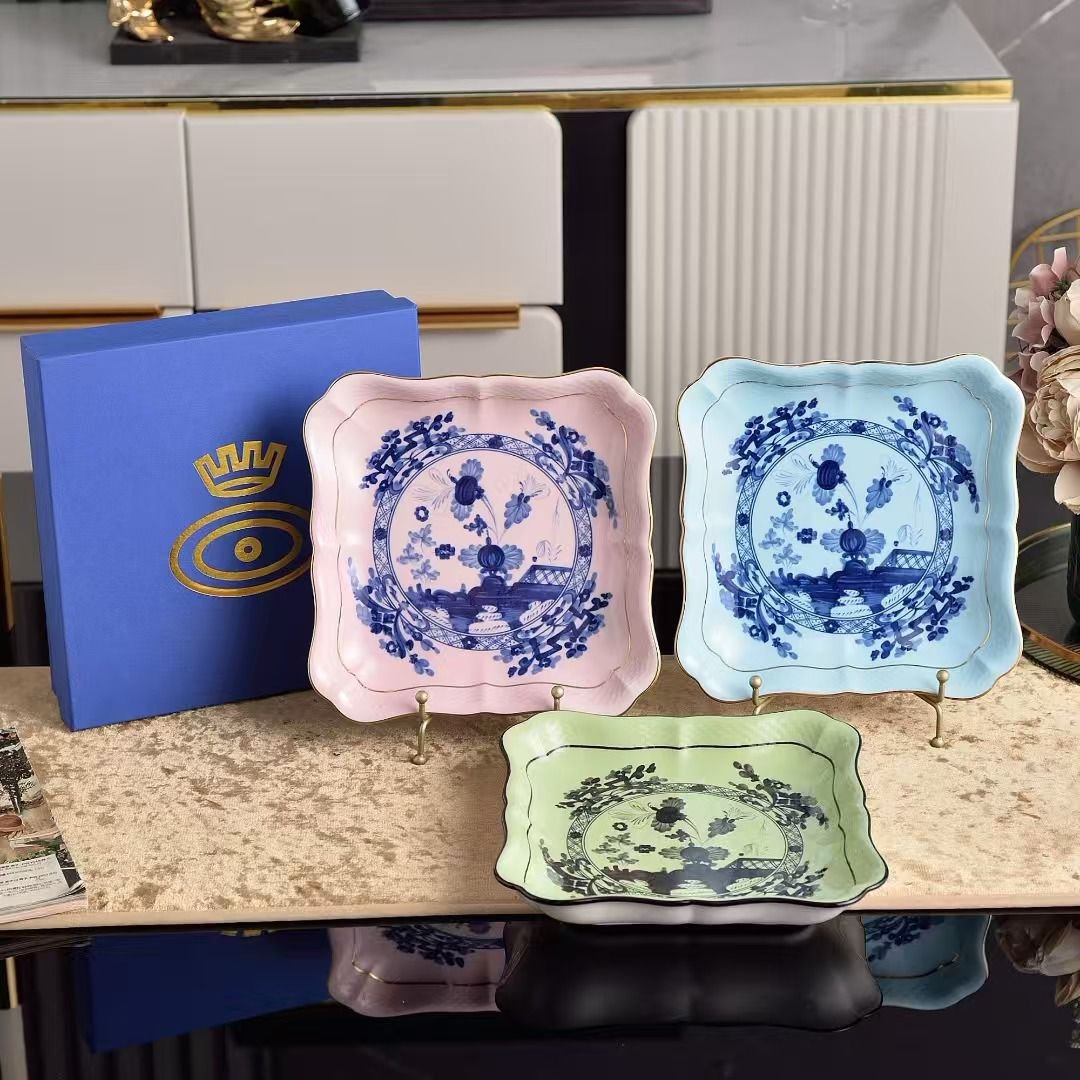 Ginori 1735 Single squared plate from Porcelain - Ginori Plates | Buy Online in UAE